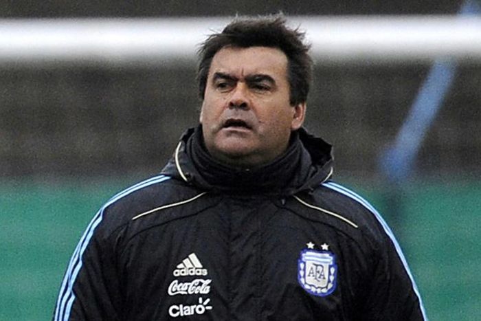 Argentinian World Cup winner Jose Luis 'Tata' Brown has died at the age of 62