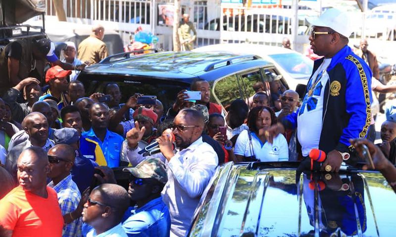 Drama as Sonko forces hotel manager to taste his food, brings Nakuru to a stand-still [Photos]