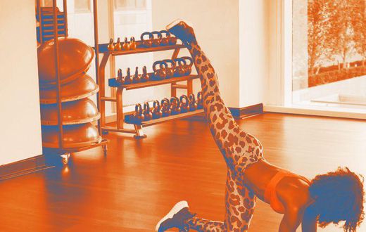 19 Booty-Sculpting Moves You Can Do Anywhere