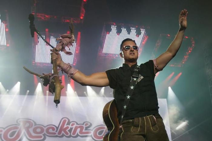 The far-right Freedom Party sees Andreas Gabalier as a rare kindred spirit in the world of culture