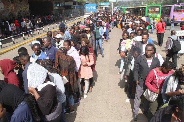 Kenyans queuing to register for Huduma Namba