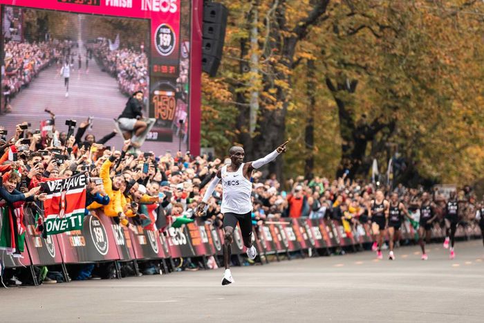 Eliud Kipchoge races to the finish line at the INEOS 159 Challenge in Vienna, Austria