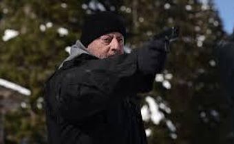 'Cold Blood' review: The hit man and the hottie