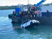 Vehicle that plunged into Indian Ocean