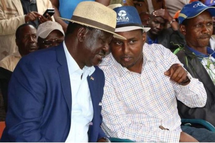 File image of Raila Odinga with Junet Mohamed. Junet has led MPs in declaring support for new currency notes with Jomo Kenyatta statue