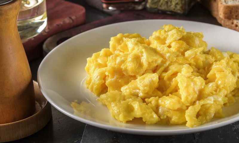 There’s Only One Right Way to Cook Scrambled Eggs
