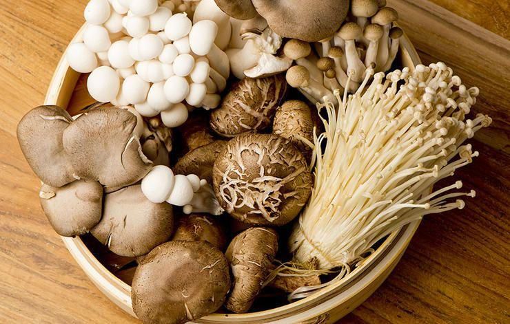 18 Foods That Will Help You Survive Cold and Flu Season