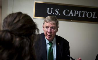Isakson to Resign From Senate, Citing Health Reasons