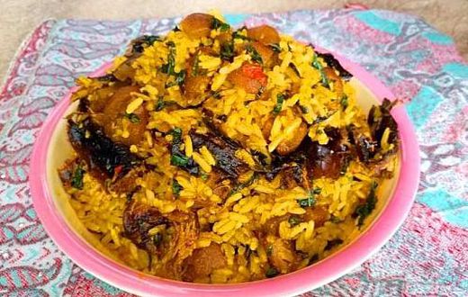 Photo of How to Cook Palm Oil Jollof Rice (Native/Concoction Mtn Rice)