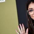 Sarah Hyland Shares Skincare Selfie On Instagram