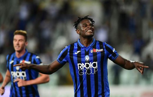 Atalanta's Colombian forward Duvan Zapata opened the scoring at Roma