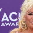 Fans, Celebs React To Beth Chapman's Death