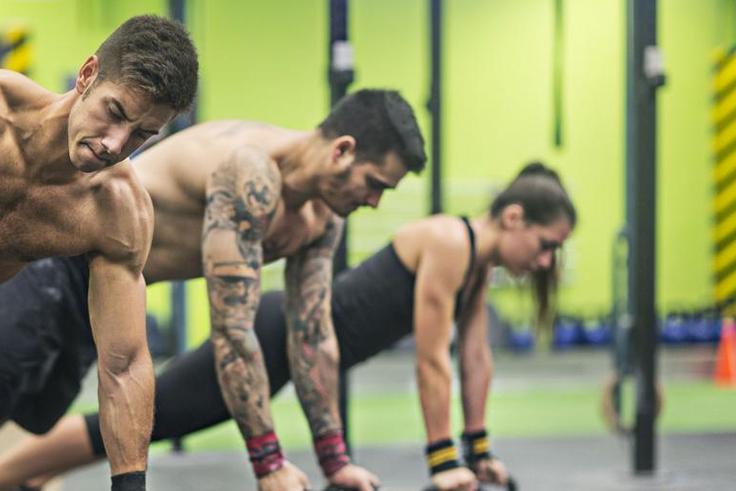 How Group Fitness Workouts Can Make You Stronger