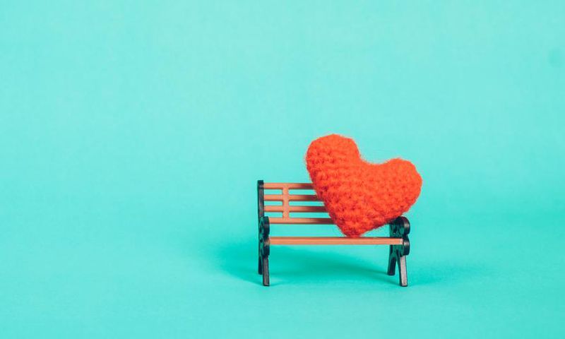 This Expert Says Getting 'Benched' Is Actually NBD
