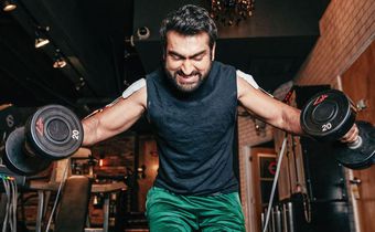 Kumail Nanjiani Is an Action Hero In Training