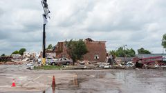Tornado Leaves an Oklahoma Town Shaken
