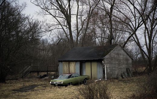 With His Job Gone, an Autoworker Wonders, 'What Am I as a Man?'