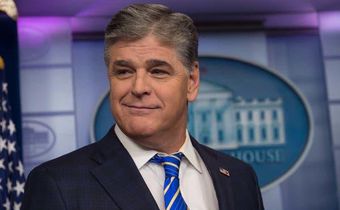 Paul Manafort and Sean Hannity traded complaints and tidbits for months, texts show