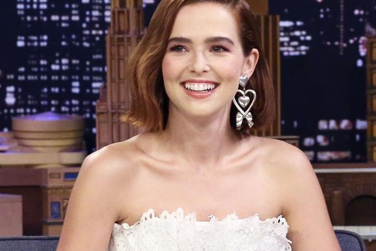 Zoey Deutch Opens Up About Anxiety