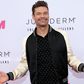 Ryan Seacrest Clogged Kris Jenner's Crystal Toilet