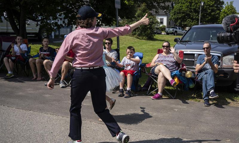 Susan Collins, a Fixture in Maine, Has Twin Troubles: Trump and Kavanaugh