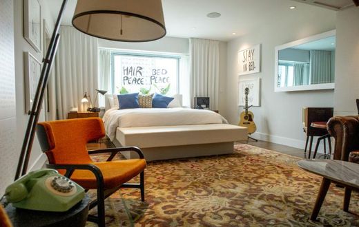 John Lennon and Yoko Ono actually rented four adjacent rooms in The Queen Elizabeth hotel for their stay in 1969, but the rooms have since been combined into a single 1,400-square-foot suite