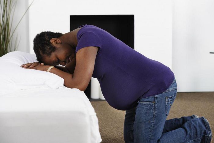 Sick pregnant woman(Medical News Today)