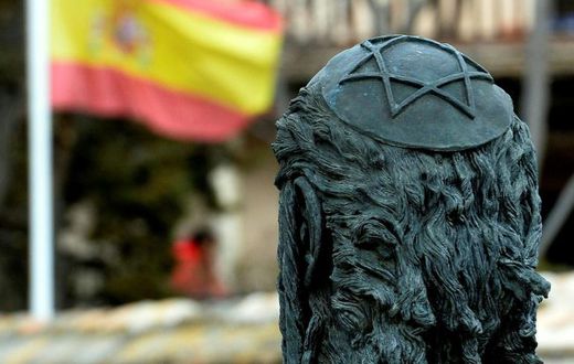 In 1492, the Spanish crown ordered the country's Jewish community, which numbered at least 200,000, to either convert to Catholicism or be burned at the stake
