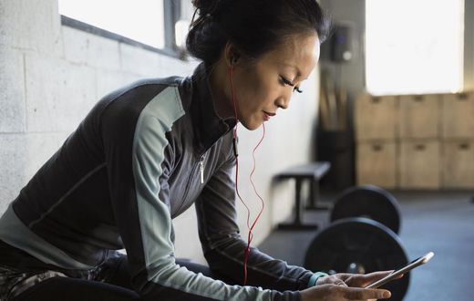 What Do Online Personal Trainers Do?