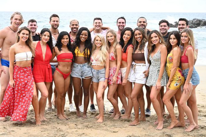 Who Secretly Has 6 Toes On ‘Bachelor in Paradise’?