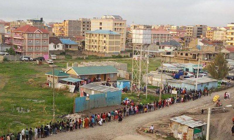 Crazy queues as Kenyans rush to beat Huduma Namba deadline