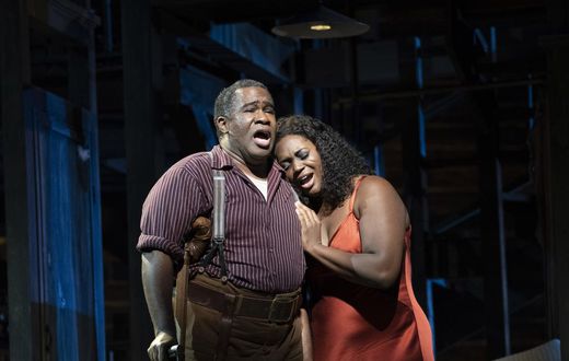 Review: A Splendid 'Porgy and Bess' Opens the Met Opera Season