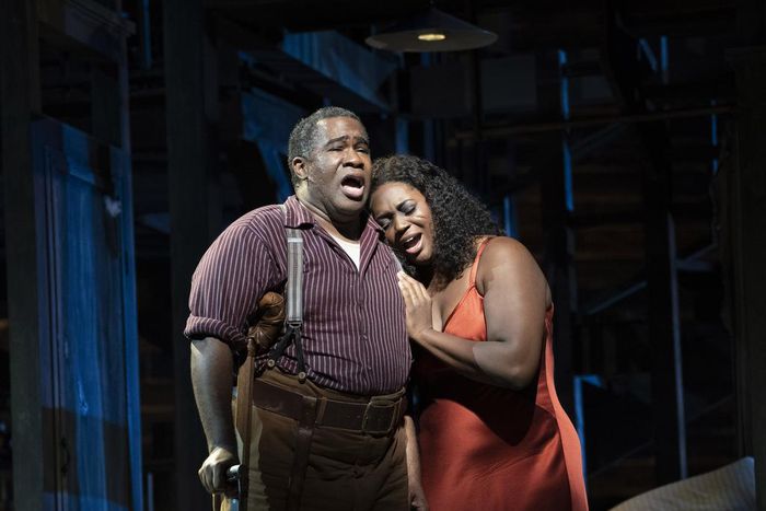 Review: A Splendid 'Porgy and Bess' Opens the Met Opera Season