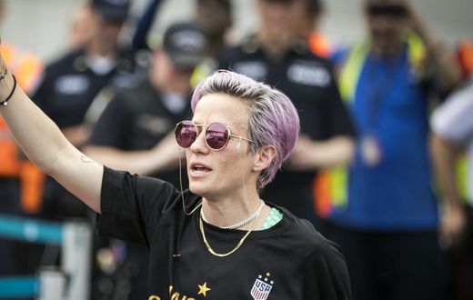 Rapinoe Blasts Critics Who Call Her 'Arrogant'