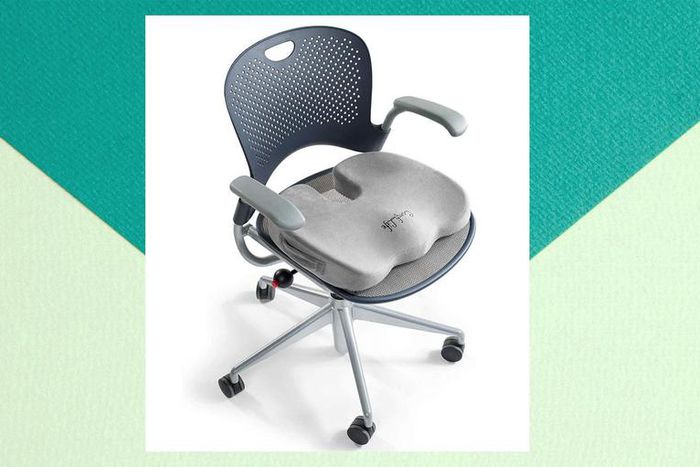 People Are Obsessed With This Gel Seat Cushion