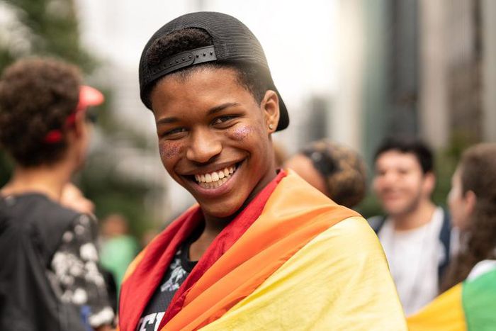 9 Bi Men Share What Helped Them Come Out