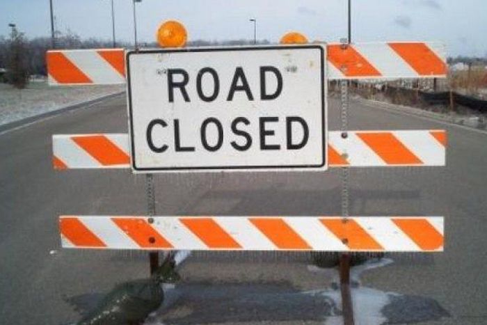 ___8307242___2018___4___26___14___ROAD-CLOSED