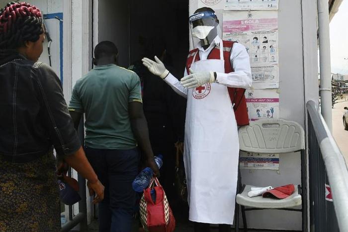Precautions: Travellers crossing between Uganda and DR Congo were screened for high temperatures and told to disinfect their hands