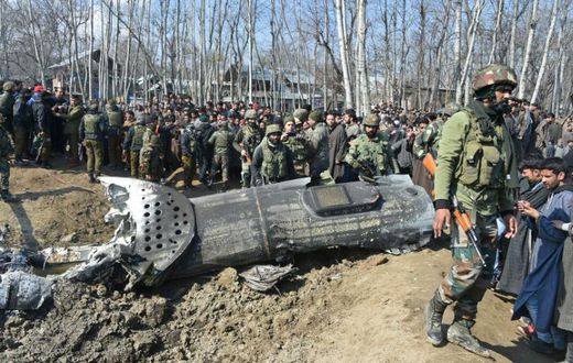 An Indian Air Force helicopter crashed on February 27 as Indian and Pakistani aircraft engaged in dogfights over Kashmir