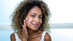 Sunscreen mistakes to avoid (bustle)