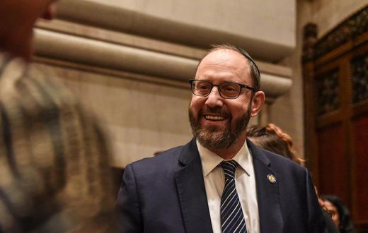 Wayward Democrats Return but Are Still Under Fire