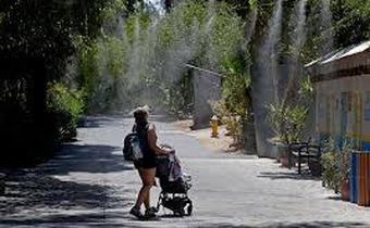 Sprawling 'heat dome' brings health warnings and withering humidity