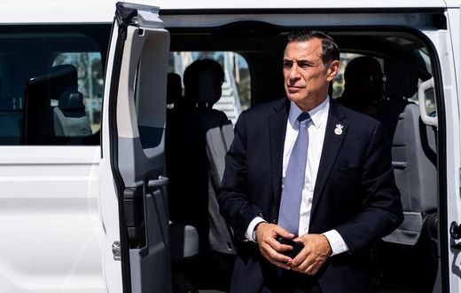 Former Congressman Darrell Issa Will Challenge Indicted Congressman Duncan Hunter