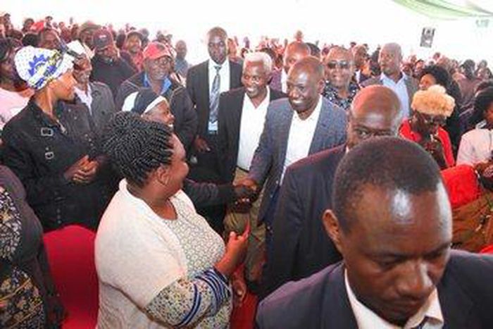 DP Willaim Ruto hosts a delegation of grassroot leaders from Kibra constituency