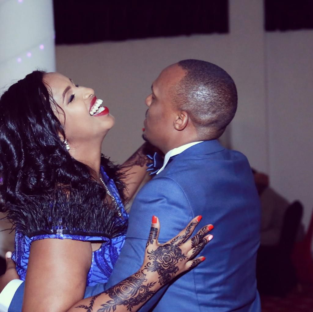 Ben Kitili with his wife Amina Mude dance on their wedding day (Instagram)