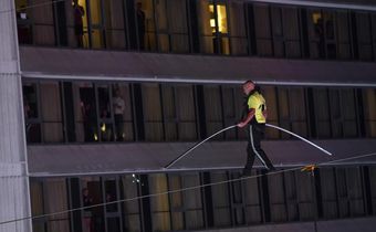 Times Square High-Wire Walk Evokes Rich History of Death-Defying Stunts