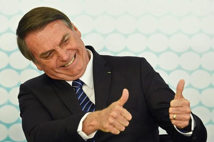 Doctors have removed a feeding tube from the nose of Brazilian President Jair Bolsonaro, who underwent a fourth operation on a stomach wound sustained during his election campaign in 2018