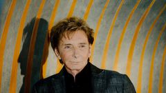 Barry Manilow Just Wanted to Write the Songs. He's Still Singing Them.
