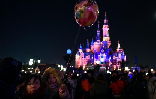 A court case against Shanghai Disneyland has ignited social media in China