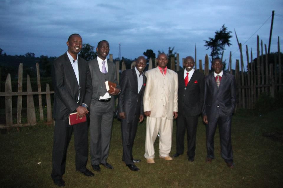 Kibe Andy, Robert Burale and friends (Instagram)